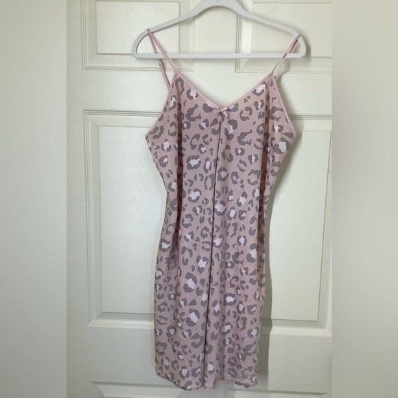 Kate Spade ♠️ ROSEY LEOPARD SATIN CHEMISE IN ROSY LEOPARD Size L - Picture 4 of 8